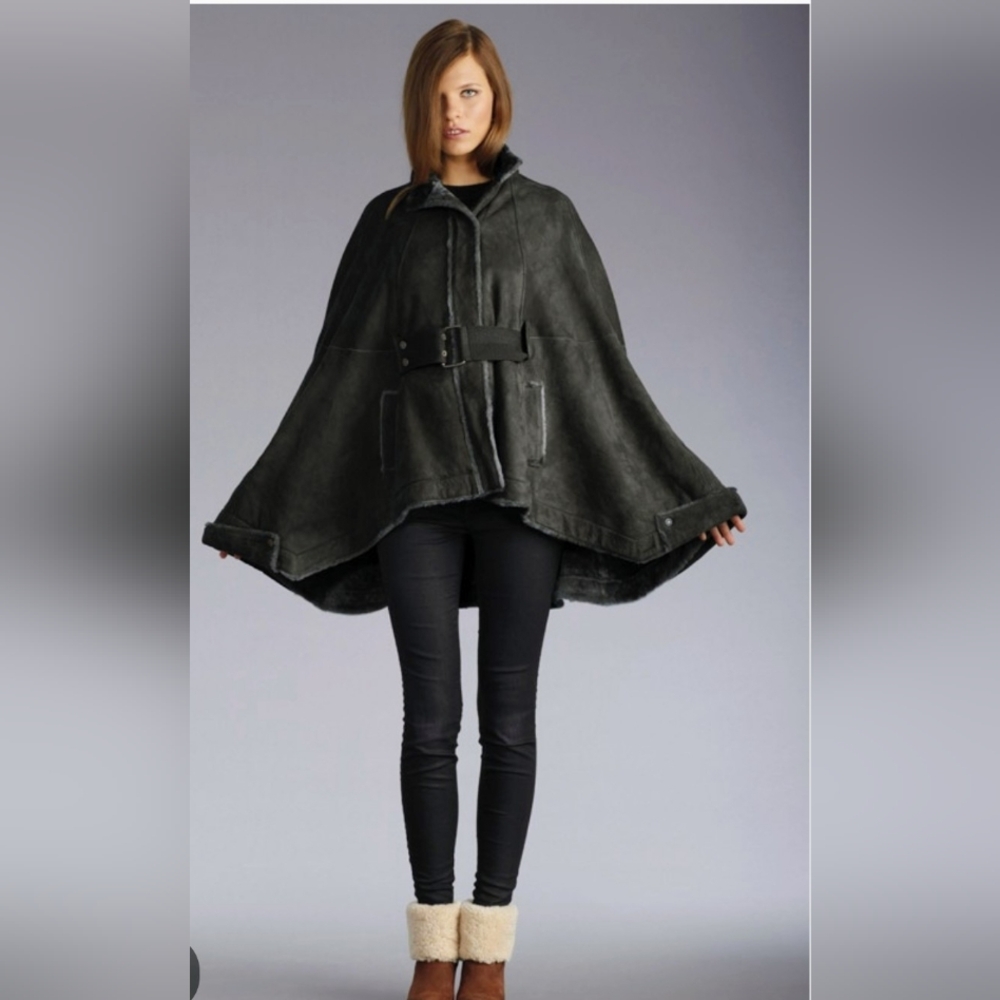 UGG Suede Shearling PonchoWomen's Black Cape Coat Size L